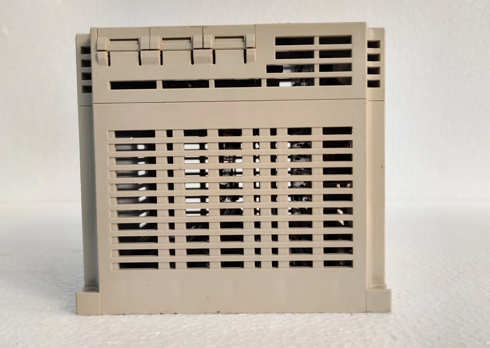 admin/uploads/uploads/Yaskawa MP2300I Motion Controller_4.webp